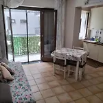 Turi House Διαμέρισμα *