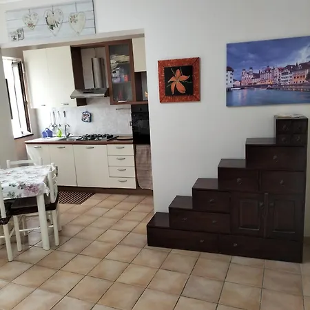 Turi House מסינה