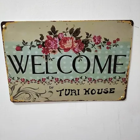 Turi House דירה מסינה